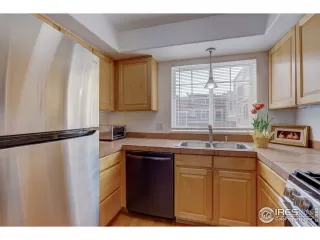 Photo #5: 960269 Listing