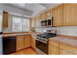 Photo #6: 960269 Listing