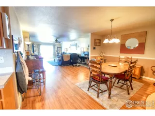 Photo #4: 960303 Listing