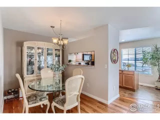 Photo #5: 960306 Listing