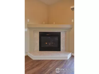 Photo #3: 960309 Listing