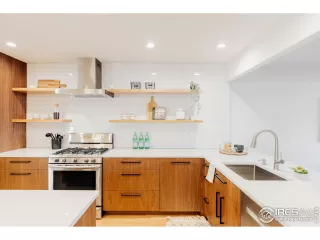 Photo #1: 960342 Listing 