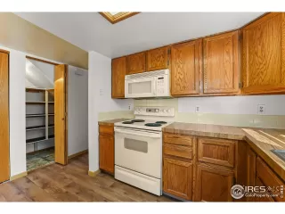 Photo #6: 960343 Listing