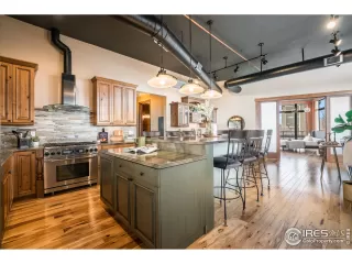 Photo #4: 960378 Listing