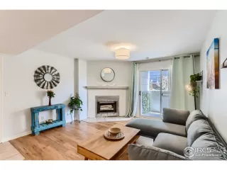 Photo #1: 960425 Listing