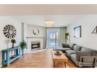 Photo #3: 960425 Listing