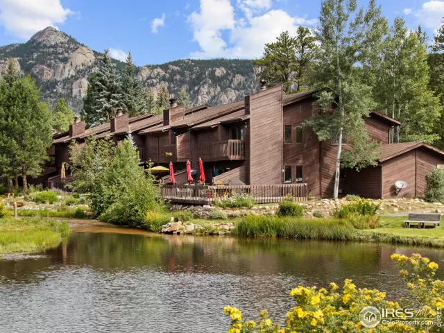 MLS: 960434 Condo For Sale