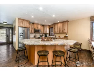 Photo #5: 960434 Listing