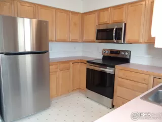 Photo #3: 960520 Listing