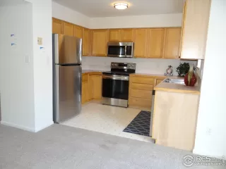 Photo #4: 960520 Listing