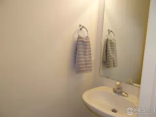 Photo #6: 960520 Listing