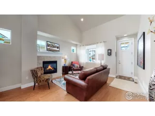 Photo #3: 960586 Listing