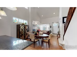 Photo #6: 960586 Listing