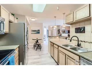 Photo #5: 960663 Listing