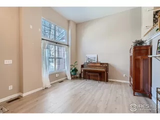 Photo #3: 960712 Listing