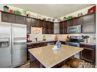 Photo #4: 960714 Listing