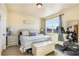 Photo #6: 960714 Listing