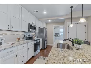 Photo #3: 960719 Listing