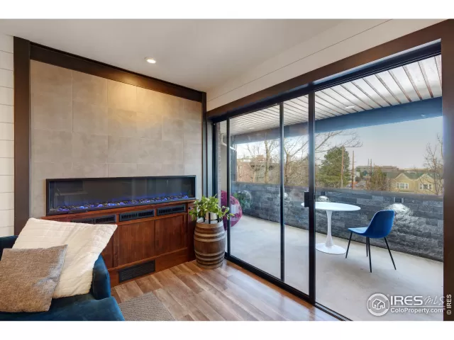 MLS: 960775 Condo For Sale