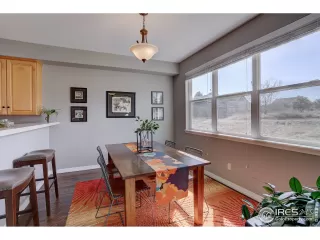 Photo #5: 960788 Listing