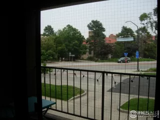 Photo #5: 960827 Listing