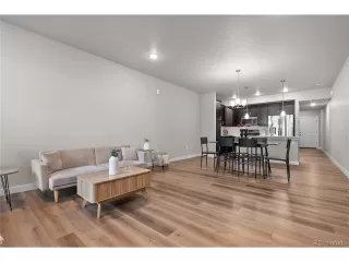 Photo #4: 9608744 Listing 