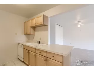 Photo #6: 960892 Listing