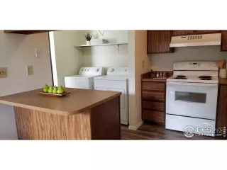 Photo #2: 960894 Listing