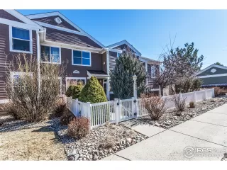 Photo #1: 960904 Listing