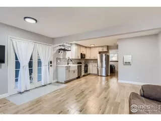 Photo #1: 960934 Listing