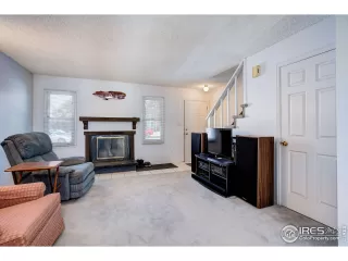 Photo #3: 960977 Listing