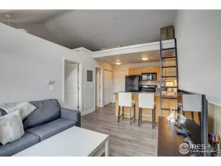 Photo #5: 961021 Listing