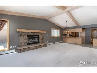 Photo #3: 961044 Listing