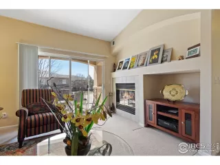 Photo #5: 961052 Listing