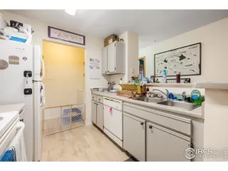 Photo #5: 961093 Listing