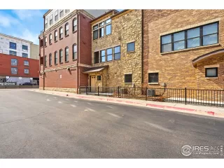 Photo #3: 961234 Listing