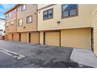 Photo #5: 961234 Listing