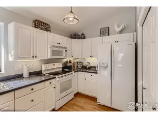 Photo #4: 961235 Listing