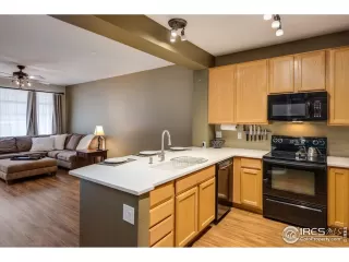Photo #6: 961271 Listing
