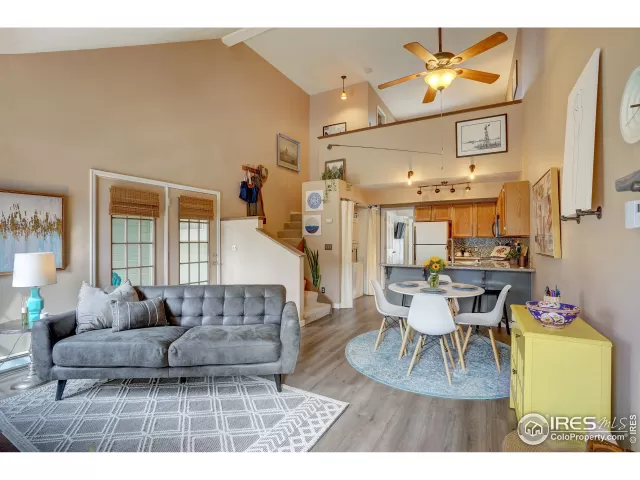 MLS: 961280 Condo For Sale