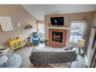 Photo #5: 961280 Listing