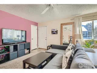 Photo #6: 961377 Listing 