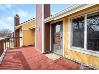 Photo #5: 961382 Listing