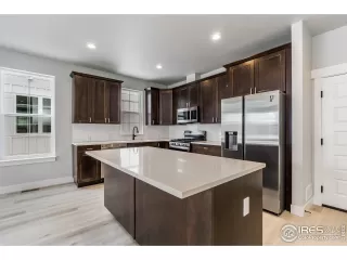 Photo #2: 961409 Listing