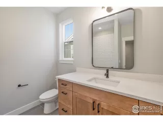 Photo #5: 961420 Listing