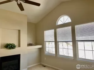 Photo #4: 961452 Listing