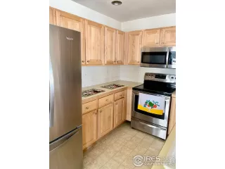 Photo #5: 961452 Listing