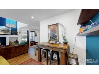 Photo #6: 961478 Listing