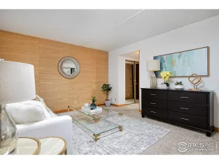 Photo #1: 961483 Listing