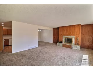 Photo #6: 961489 Listing